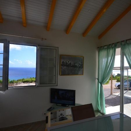 Вилла Planete Bleue Habitation Mes Desirs Beaurenom Экстерьер фото