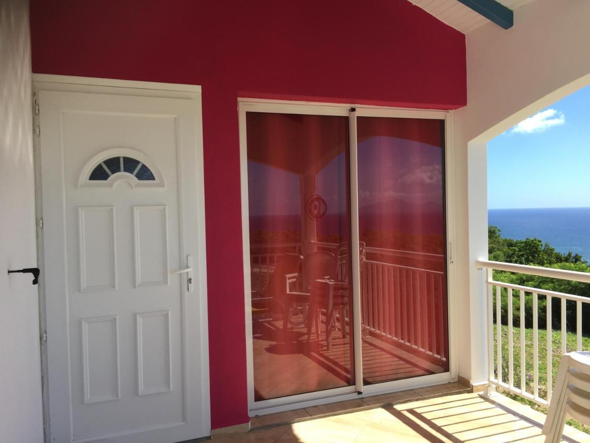 Вилла Planete Bleue Habitation Mes Desirs Beaurenom Экстерьер фото