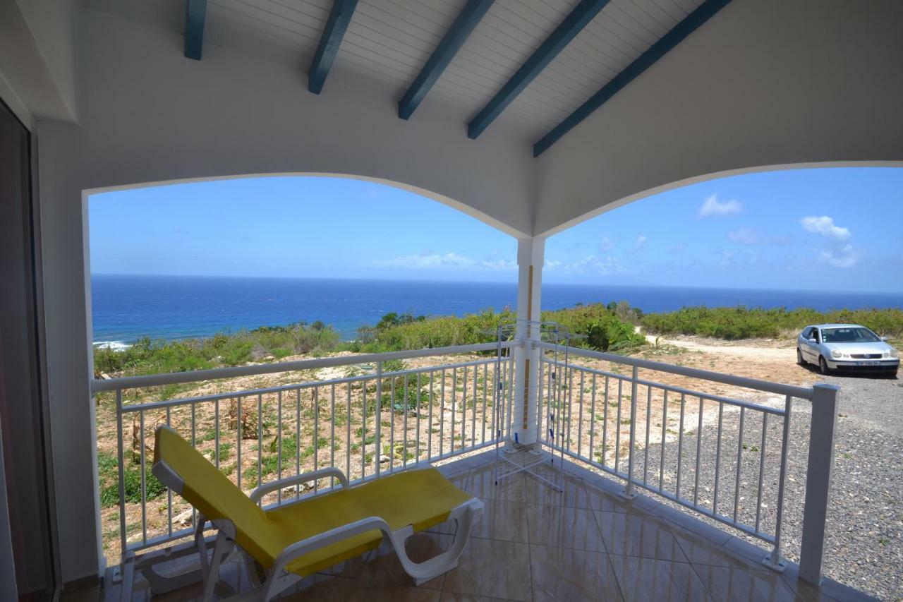 Вилла Planete Bleue Habitation Mes Desirs Beaurenom Экстерьер фото