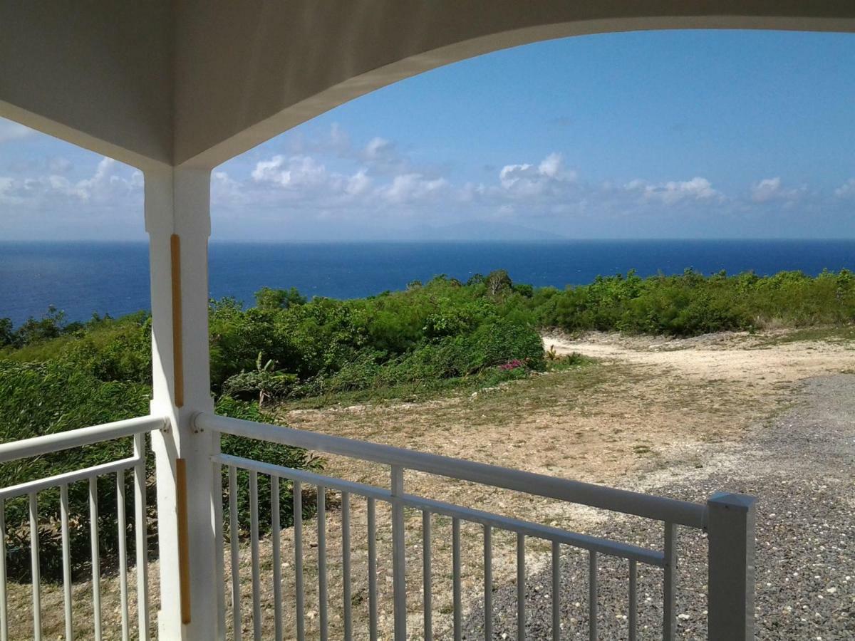 Вилла Planete Bleue Habitation Mes Desirs Beaurenom Экстерьер фото
